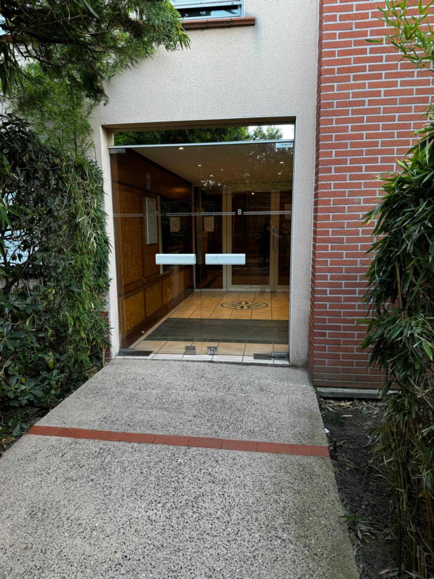 Le Loft Geek Apartment